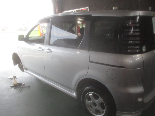 シエンタ タイヤ交換ご来店頂きました 和歌山 泉南でタイヤを探すならタイヤショップ インター