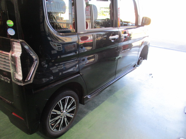 安価 <br>ダイハツ タントファンクロス LA650系 MID シュナイダー RX